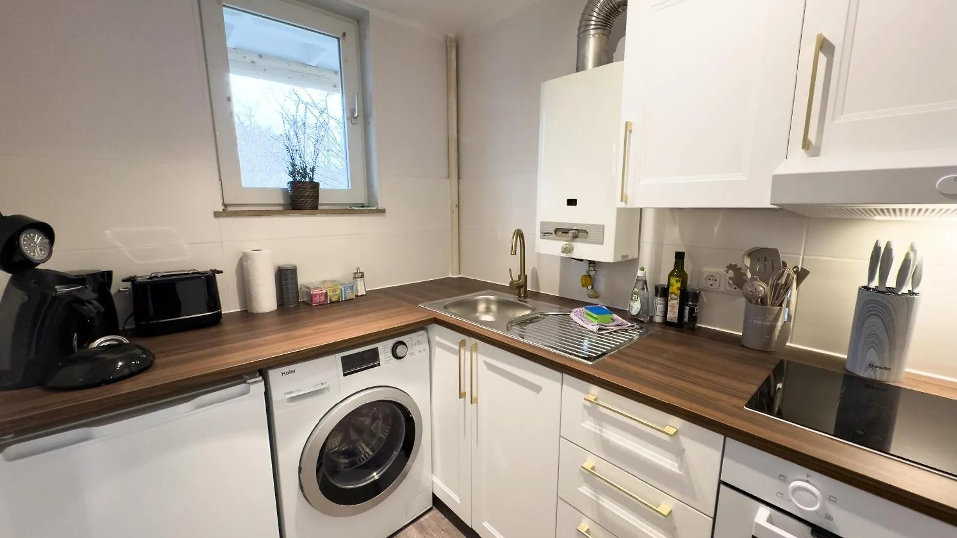 Messeapartment Fuer 4 Gaeste Mit Kostenlosen Parkplaetzen 하노버